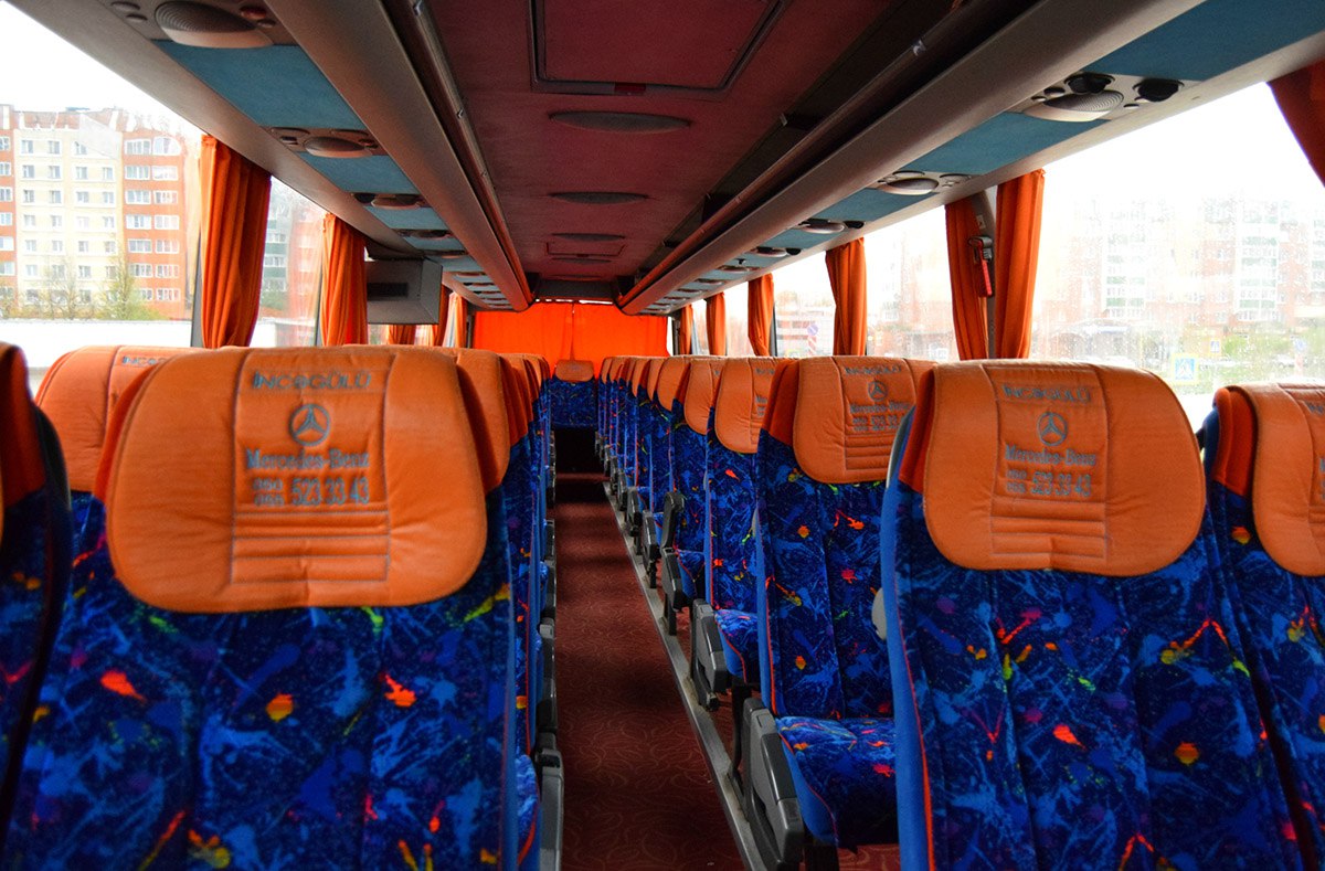 Мерседес О403